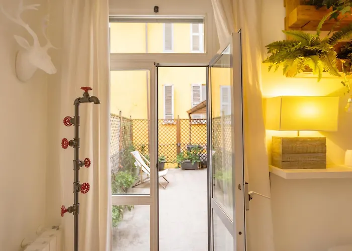 Wonderful Onebedroom Flat Chinatown - Mirable Pm Apartment *